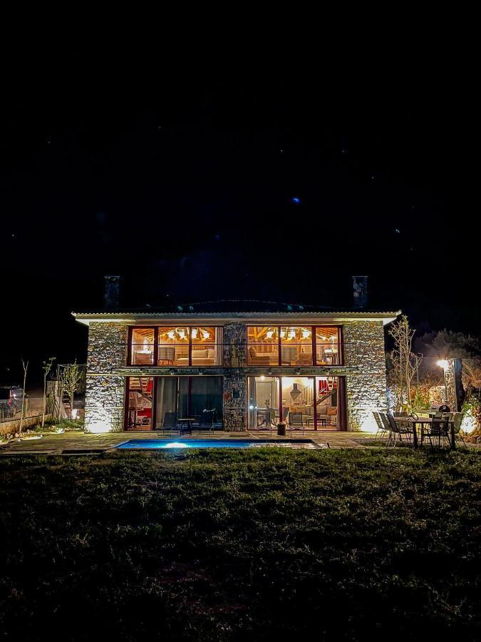 Modern Stone Villas With Swimming Pool Аливерион Екстериор снимка