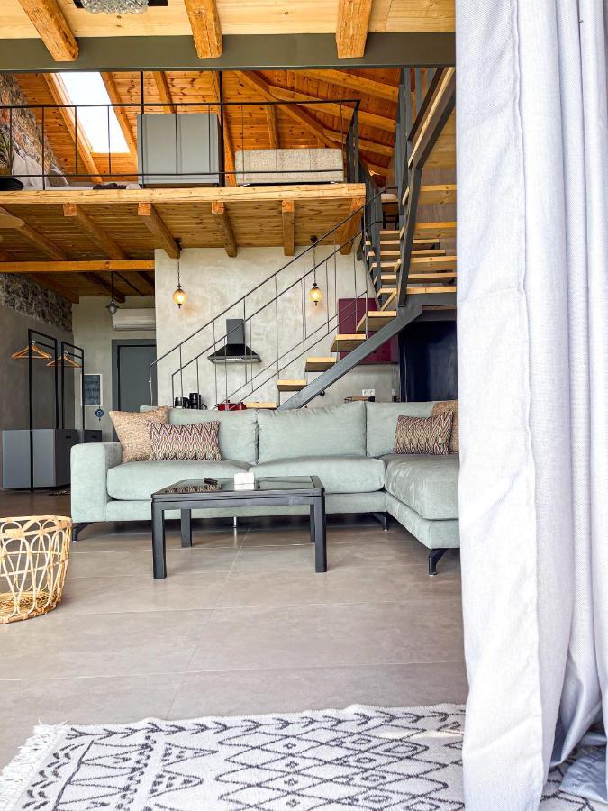 Modern Stone Villas With Swimming Pool Аливерион Екстериор снимка