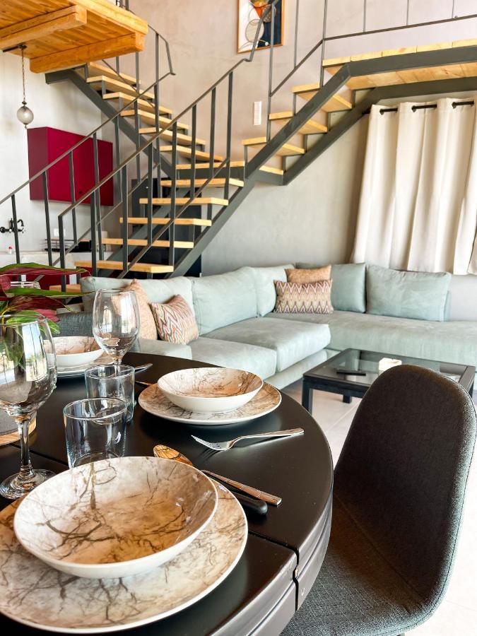 Modern Stone Villas With Swimming Pool Аливерион Екстериор снимка
